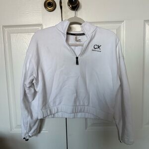 Calvin Klein Women’s Performance White Quarter-Zip Pullover